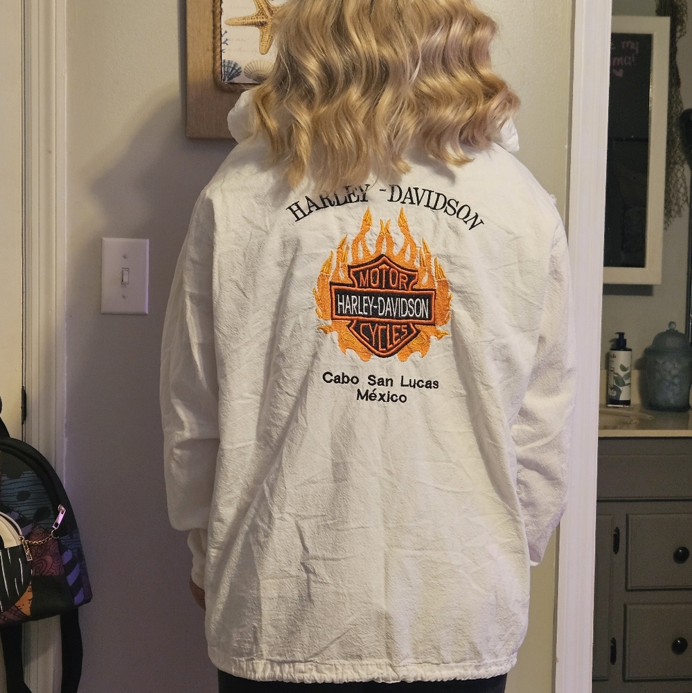 Harley Davidson lightweight zipup jacket with embroidered front and back logo